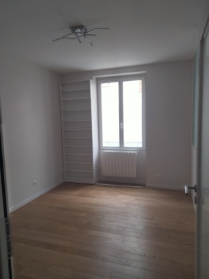 Bureau 2.jpg